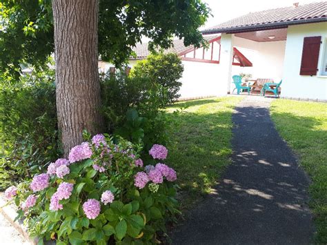 Les Nains Maison D H Tes Gay Friendly Bidart