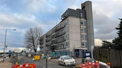 Dagenham Spectrum House Flats Demolished After Fire Bbc News