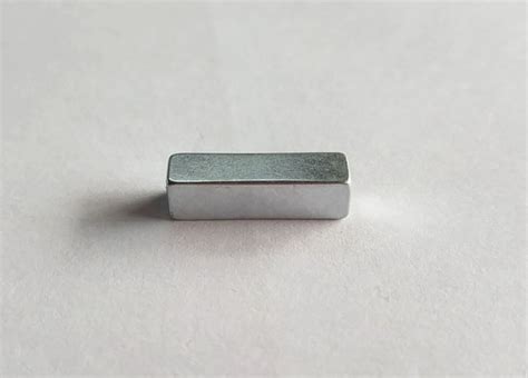 How do I replace door & window alarm magnets?