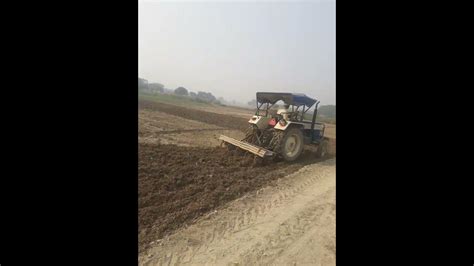 Swaraj 735fe Tractor Ploughing Youtube