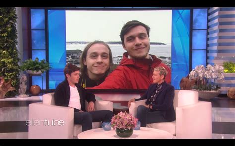 Watch Love Simon Nick Robinson über das Coming Out seines Bruders GAY CH Alles bleibt anders