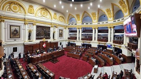 Congreso de Perú rechaza adelantar las elecciones para el 2023