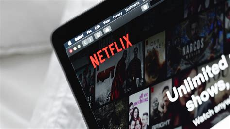 Filmul de pe Netflix care îți va da lumea peste cap E făcut după o