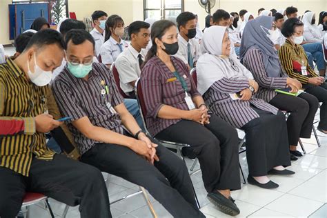 Semangat Berkompetisi Lks Tingkat Sekolah Smkn Surakarta Smk