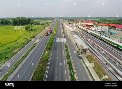 Munshiganj Bangladesh April Km Railway Line Is Being