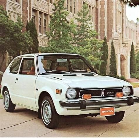 Its Throwbackthursday Check Out This 1975 Honda Civic Honda Civic