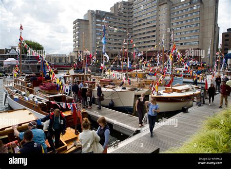 The Little Ships Of Dunkirk 1940 Lazy Days Coronation And Jubilee