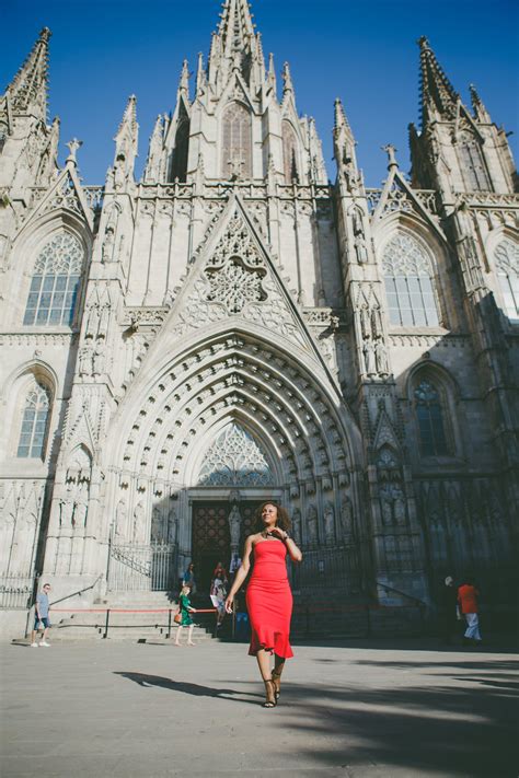 The Gothic Quarter, Barcelona | Photographer | Flytographer