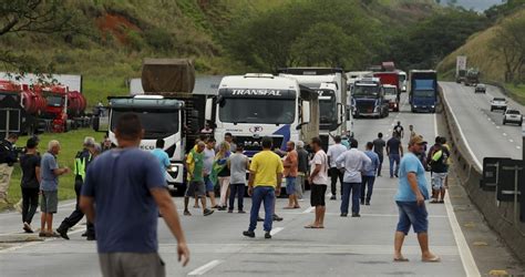 Caminhoneiros Est O Sendo Intimidados Por Bolsonaristas Armados Diz