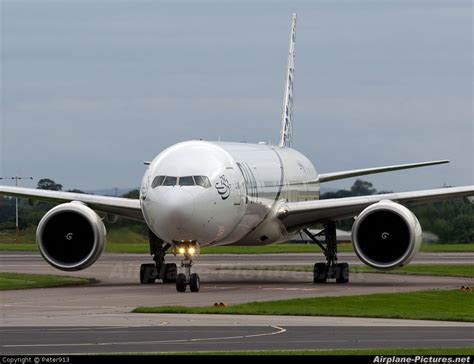 Ap Bhv Pia Pakistan International Airlines Boeing 777 300er At