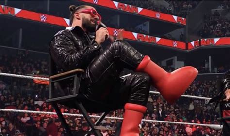 Seth Rollins Discusses Going Viral Wearing Big Red Boots On WWE Raw In