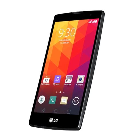 Смартфон LG Magna с изогнутым экраном