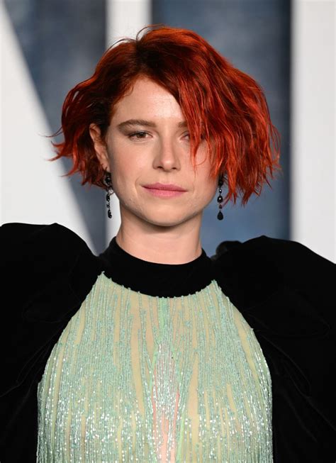 Jessie Buckley Vanity Fair Oscar Party In Beverly Hills 03 12 2023