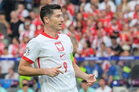 Lewandowski Zakończy Karierę W Reprezentacji Polski Gwiazdor Komentuje