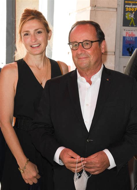 Photo Julie Gayet Et Son Compagnon Fran Ois Hollande Au Restaurant