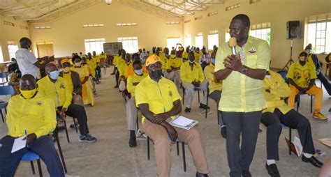 Focus On Improving Peoples Lives Todwong Tells Nrm Leaders As He