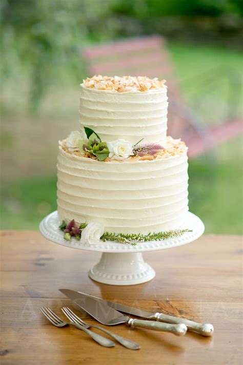 Let Them Eat Cake Maine Wedding And Event Catering Trillium Caterers