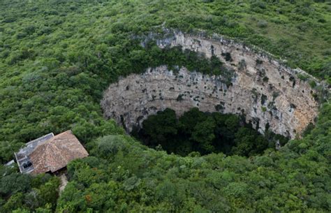 Haz rapel en Sima de las Cotorras Escapadas por México Desconocido