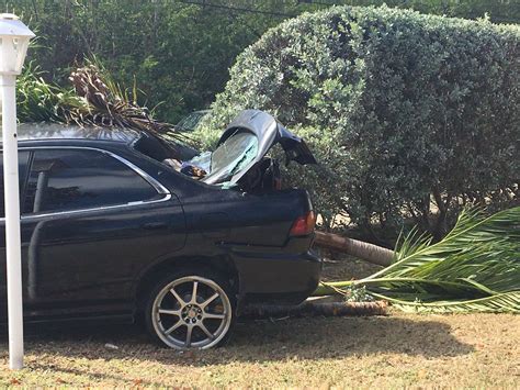 More pics of this accident! Please be... - Cayman Marl Road