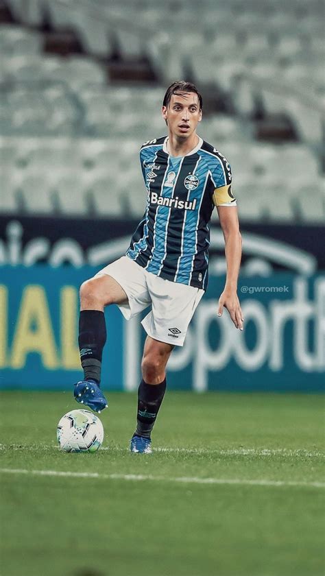 Pin de Mr Jonas em Jogadores de Futebol Soccer Players Grêmio