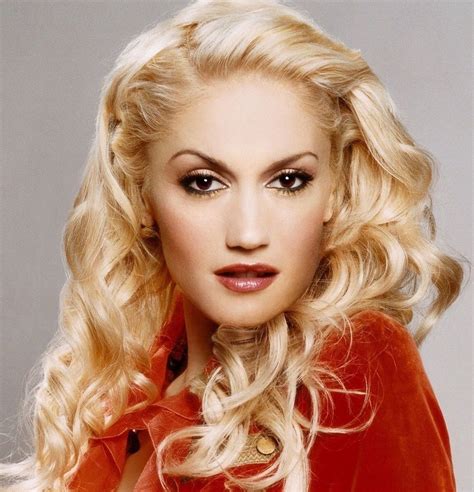 Pin By April On Gorgeous Style Gwen Stefani Gwen Stefani Style