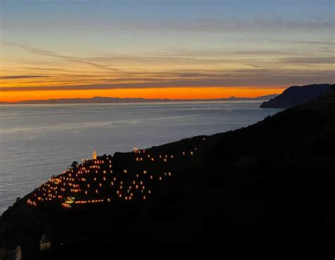 Mario Andreoli Il Creatore Del Presepe Di Manarola La Spezia