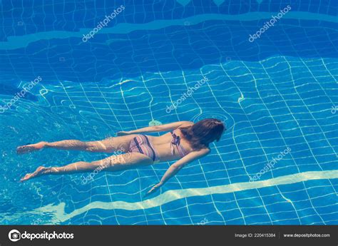 Woman Bikini Swimming Pool Stock Photo By Watman 220415384