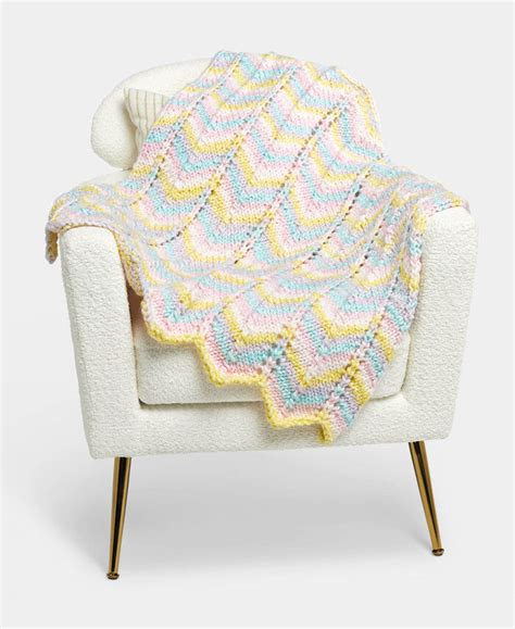 Knitting Patterns Galore - Chevron Baby Blanket