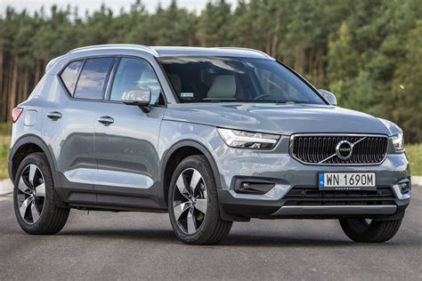 Żarówki Volvo XC40 2017 jakie potrzebne do wymiany