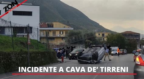 Incidente A Cava De Tirreni Auto Si Ribalta Zerottonove It