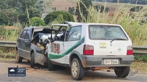 Batida De Frente Entre Dois Carros Mata Passageiro Na MGC 267 Em