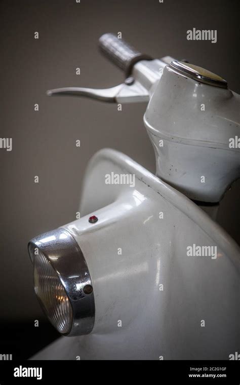 Close Up Shot Of A Classic Vintage Motorcycle Headlight Stock Photo Alamy