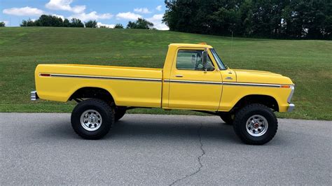 Big Yellow Ford F 250 Looks Ready To Impress Ford Trucks