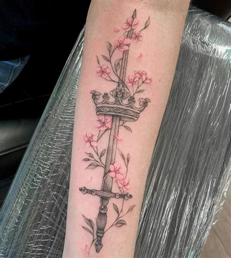 68 Creative Sword Tattoos That Can Cater To Every Purpose