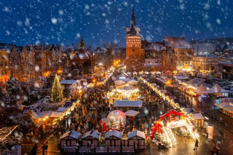 Polonia El Mercadillo De Navidad Que M S Brilla