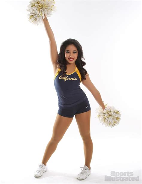 Cheerleader Of The Week Sports Illustrated Cheerleading Photos Cheer Pictures Cheer Pics