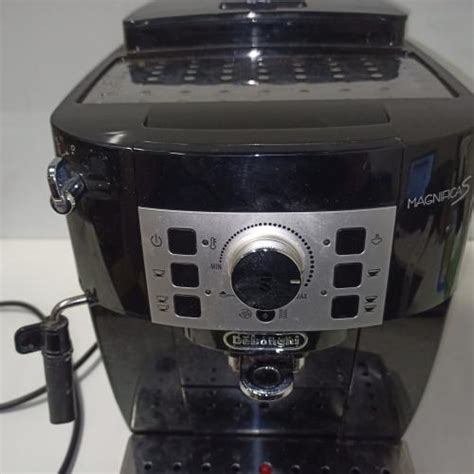 Grąžinta prekė DeLonghi Magnifica S ECAM 22 110 B visiškai