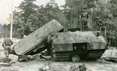 World War II in Pictures: Maus Panzer VIII Tank