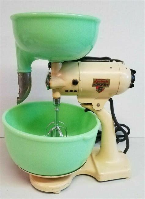 Pin by Judy-The Old Guy's Attic on Vintage Mixers | Retro kitchenware, Vintage baking, Vintage ...