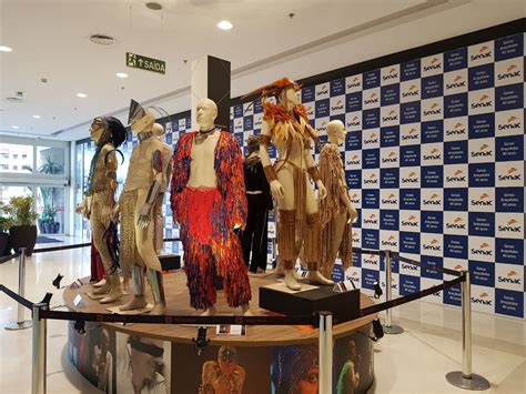 Figurinos De Ney Matogrosso Estar O Pela Primeira Vez Na Cidade Em Uma