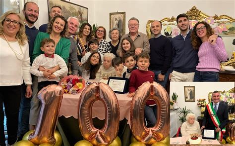 Trecase Nonna Eugenia Papa Compie Anni Gli Auguri Del Sindaco De