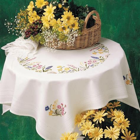 Anchor Embroidery Tablecloth Kit Spring Garland Embroidery Kits