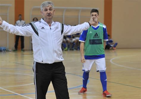 Forma O De Treinadores De Futsal Em Destaque Por Dentro Da Uefa