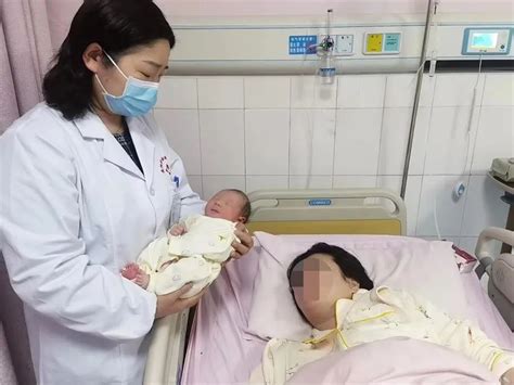 在坚守中迎接新生命——岳阳市妇幼保健院产科医护团队全力守护母婴平安走笔