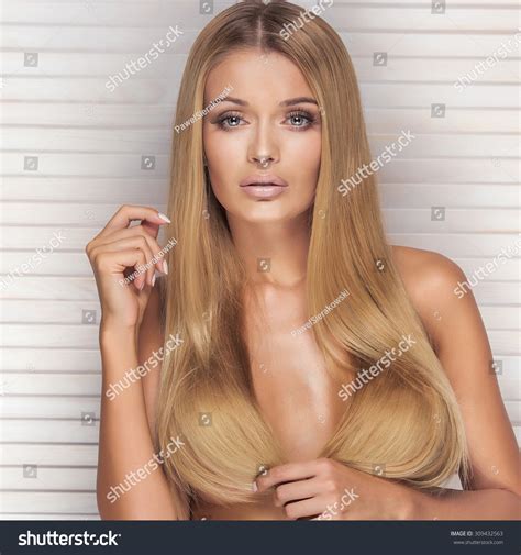 Natural Sexy Blonde Woman Long Healthy Stock Photo 309432563 Shutterstock
