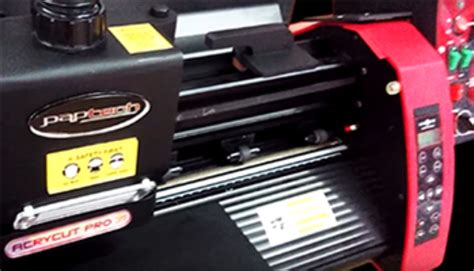 Acrylic Cutting Machine – Paptrade Enterprises