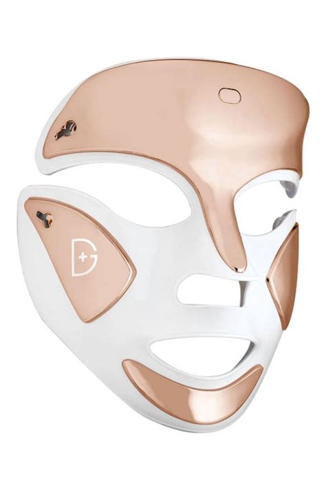 7 Best Led Masks For Acne Wrinkles Redness And Really Good Skin