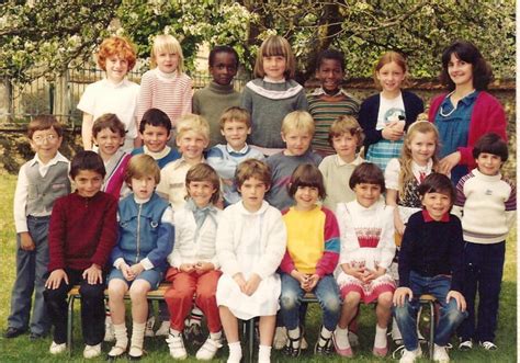 Photo de classe Cours préparatoire de 1984 Ecole La Fayette Rozay En