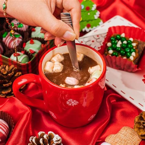 Premium Photo Hot Chocolate In Mug With Marshmallows
