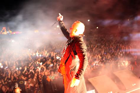 50 Greatest Guitar Riffs Of All Time